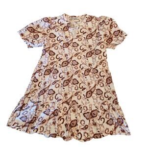 Woolworths Women's SZ Large Short Tiered Dress Paisley Lightweight